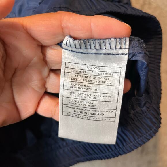 Vintage Nike‎ Windbreaker Nylon Jacket Navy Y2K 90s Streetwear Swoosh Logo XL - Picture 6 of 6